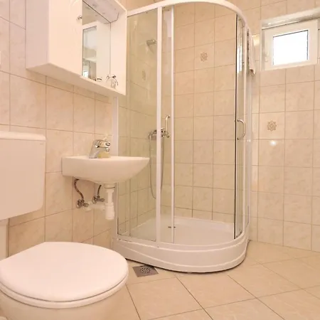 Amazing In Apartment *